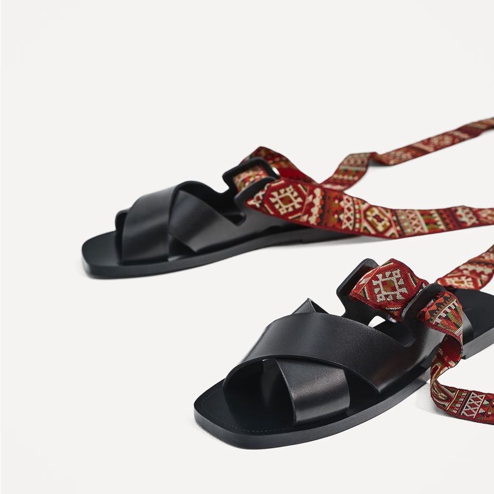 Zara leather sandals with interchangeable ribbons ! - Picture 7 of 7